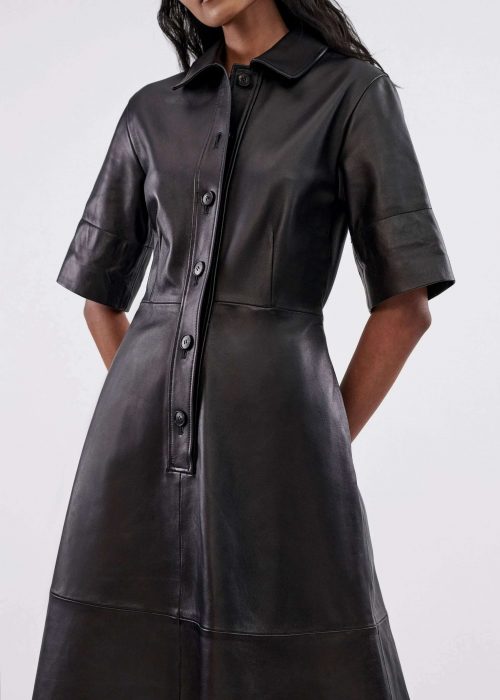 Robe chemise en cuir noir