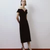 Robe en velours à épaules dénudées